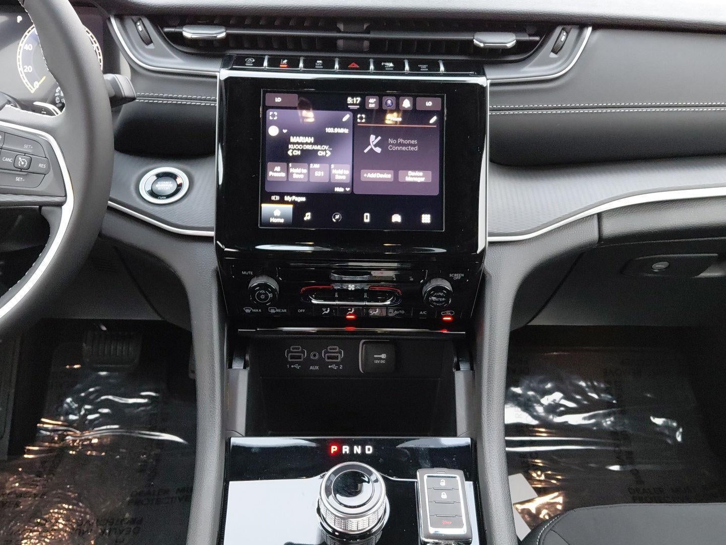 2026 Jeep Grand Cherokee Laredo