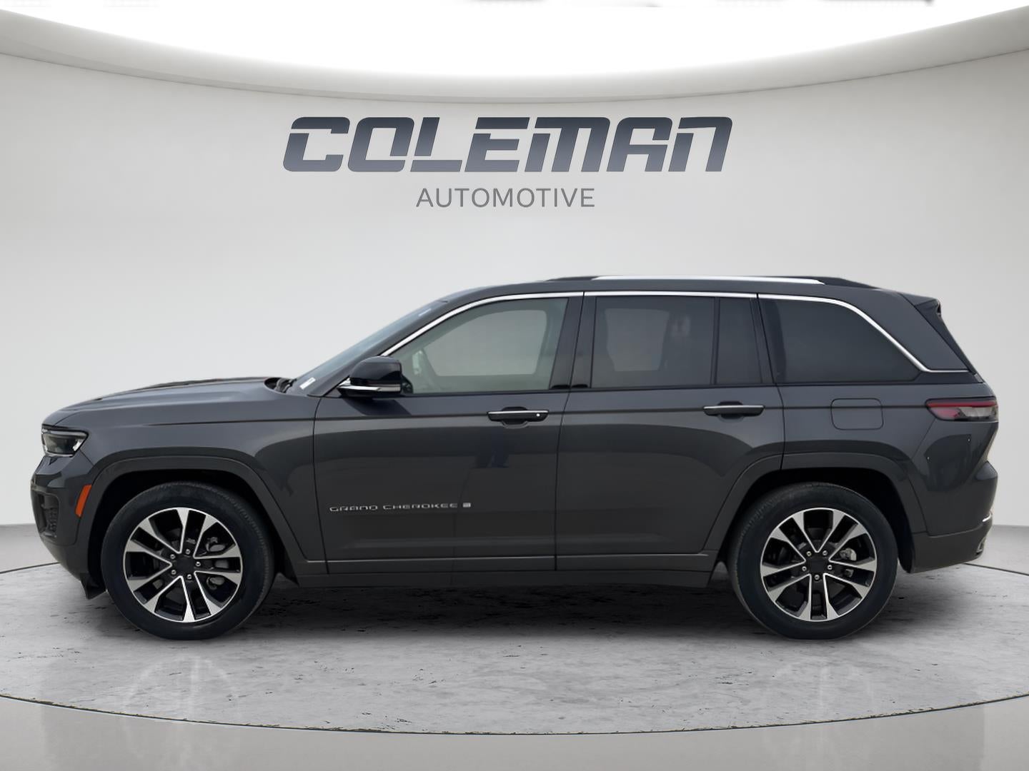 2022 Jeep Grand Cherokee Overland