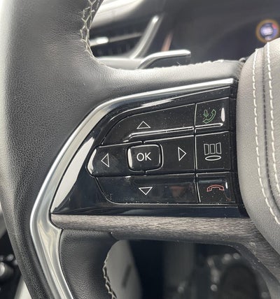 2022 Jeep Grand Cherokee Overland