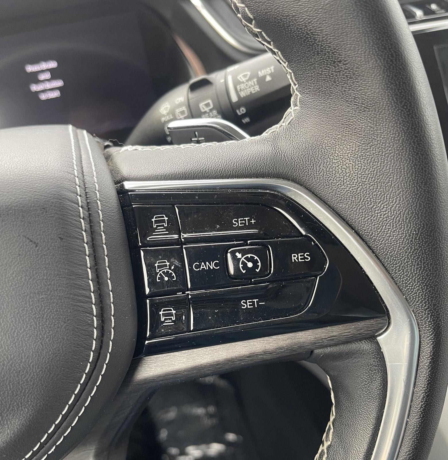 2022 Jeep Grand Cherokee Overland