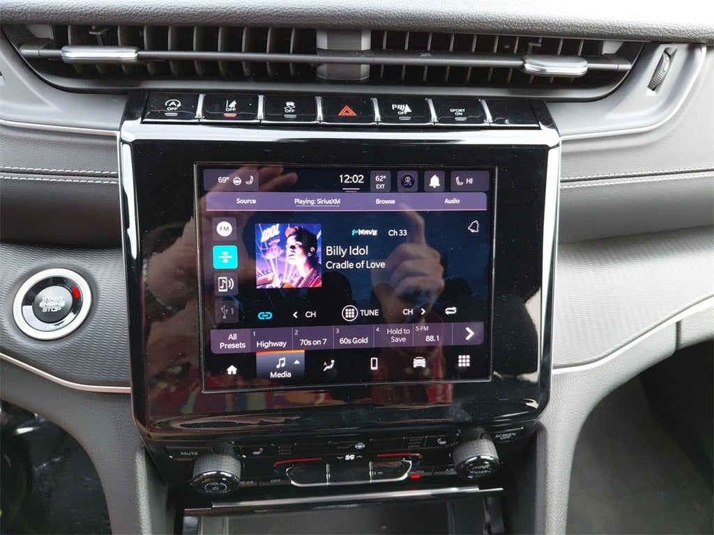 2025 Jeep Grand Cherokee L Altitude