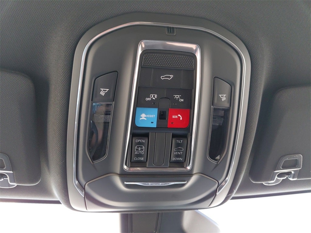 2025 Jeep Grand Cherokee L Laredo