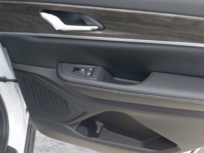 2027 Jeep Grand Cherokee L Laredo Altitude