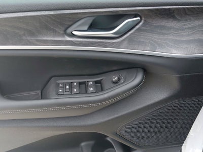 2027 Jeep Grand Cherokee L Laredo Altitude