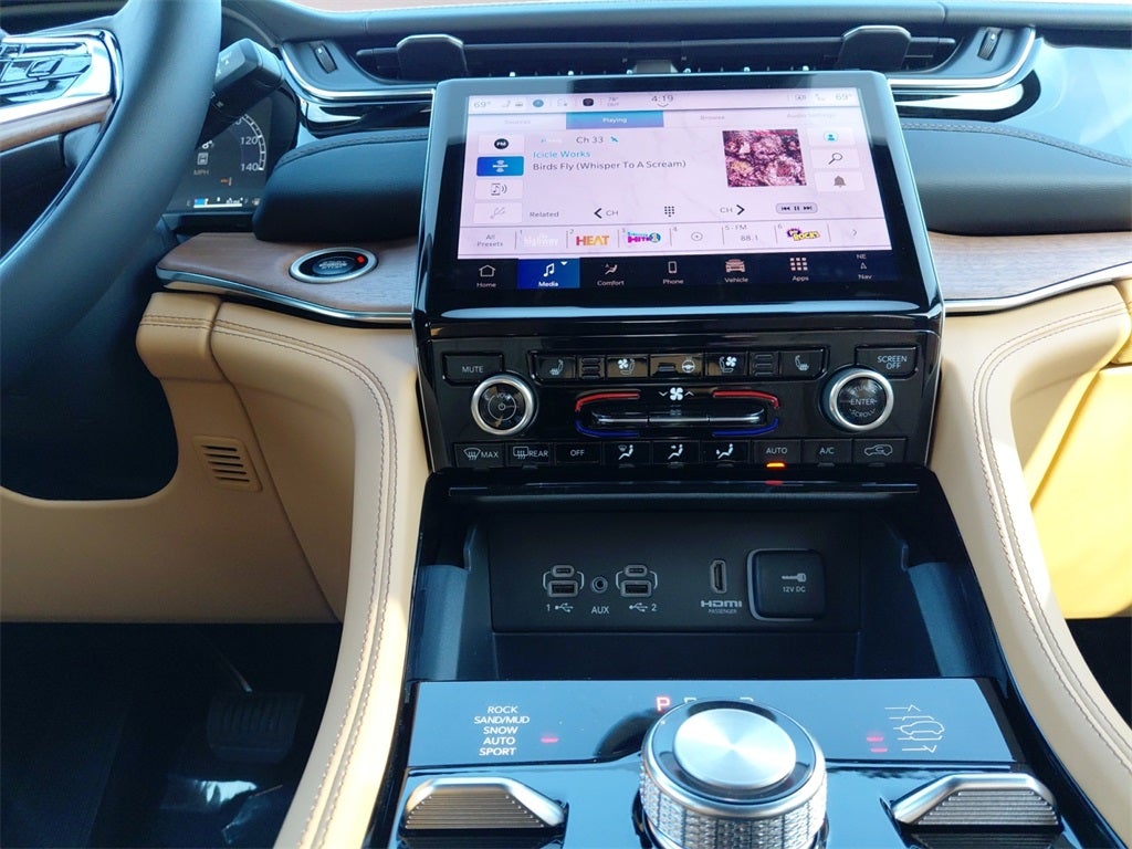 2025 Jeep Grand Cherokee L Summit