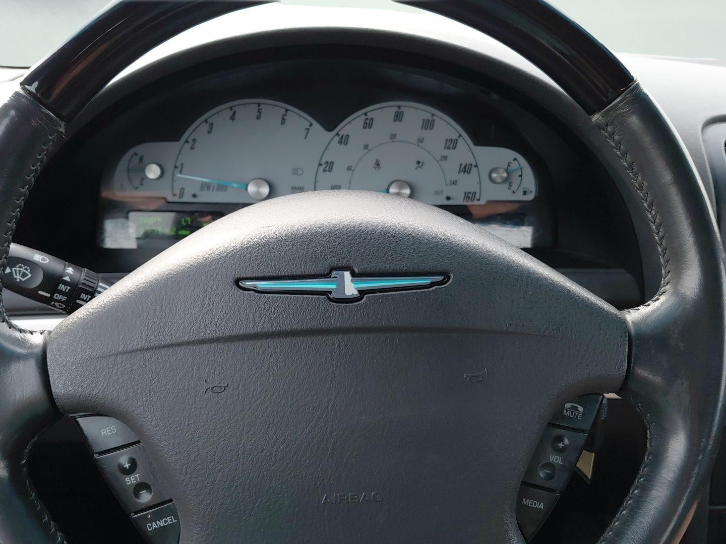 2002 Ford Thunderbird 2dr Conv w/Hardtop Premium