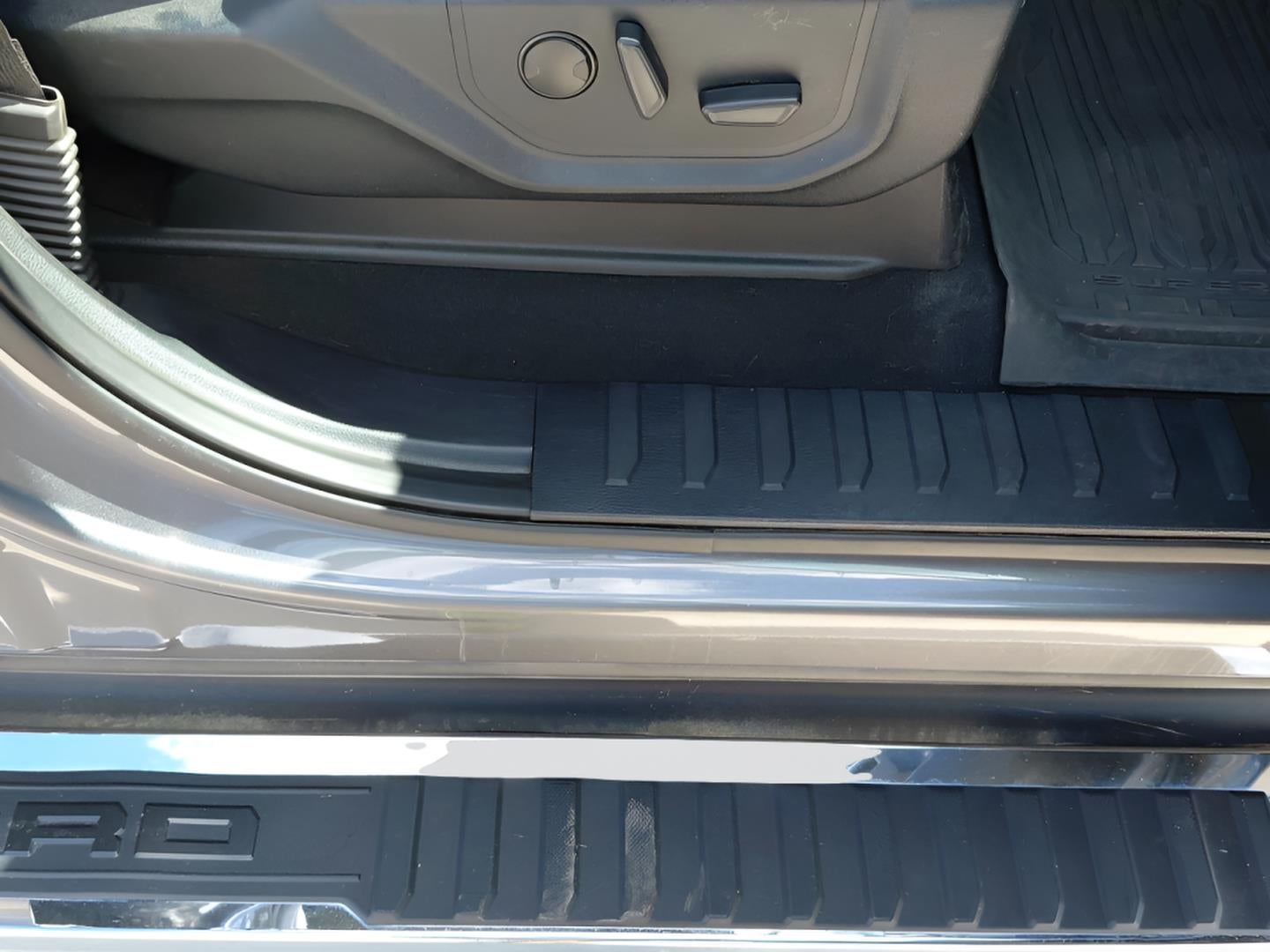 2021 Ford Super Duty F-250 SRW LARIAT