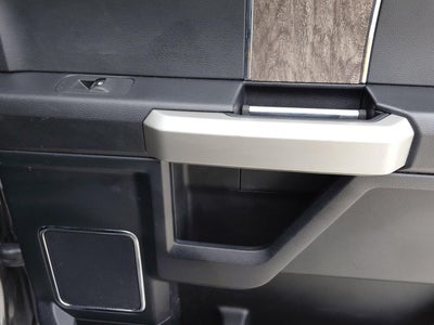 2017 Ford Super Duty F-350 SRW Lariat