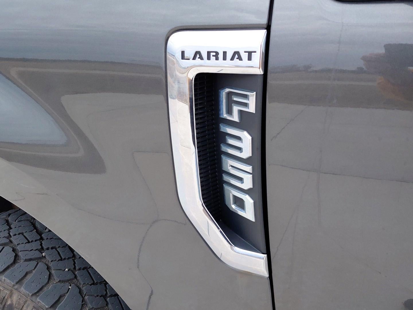 2017 Ford Super Duty F-350 SRW Lariat