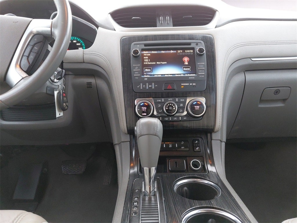 2017 Chevrolet Traverse 2LT 2LT