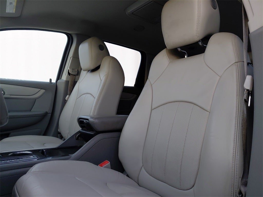 2017 Chevrolet Traverse 2LT 2LT