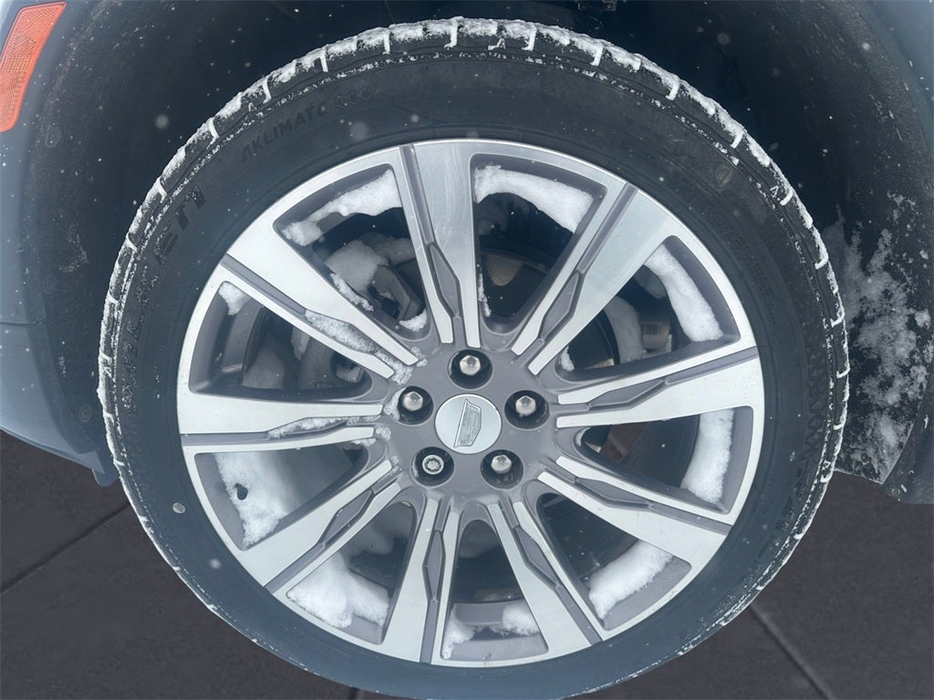 2021 Cadillac XT4 Premium Luxury