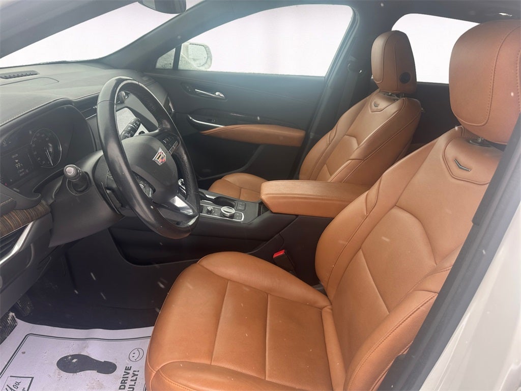 2021 Cadillac XT4 Premium Luxury