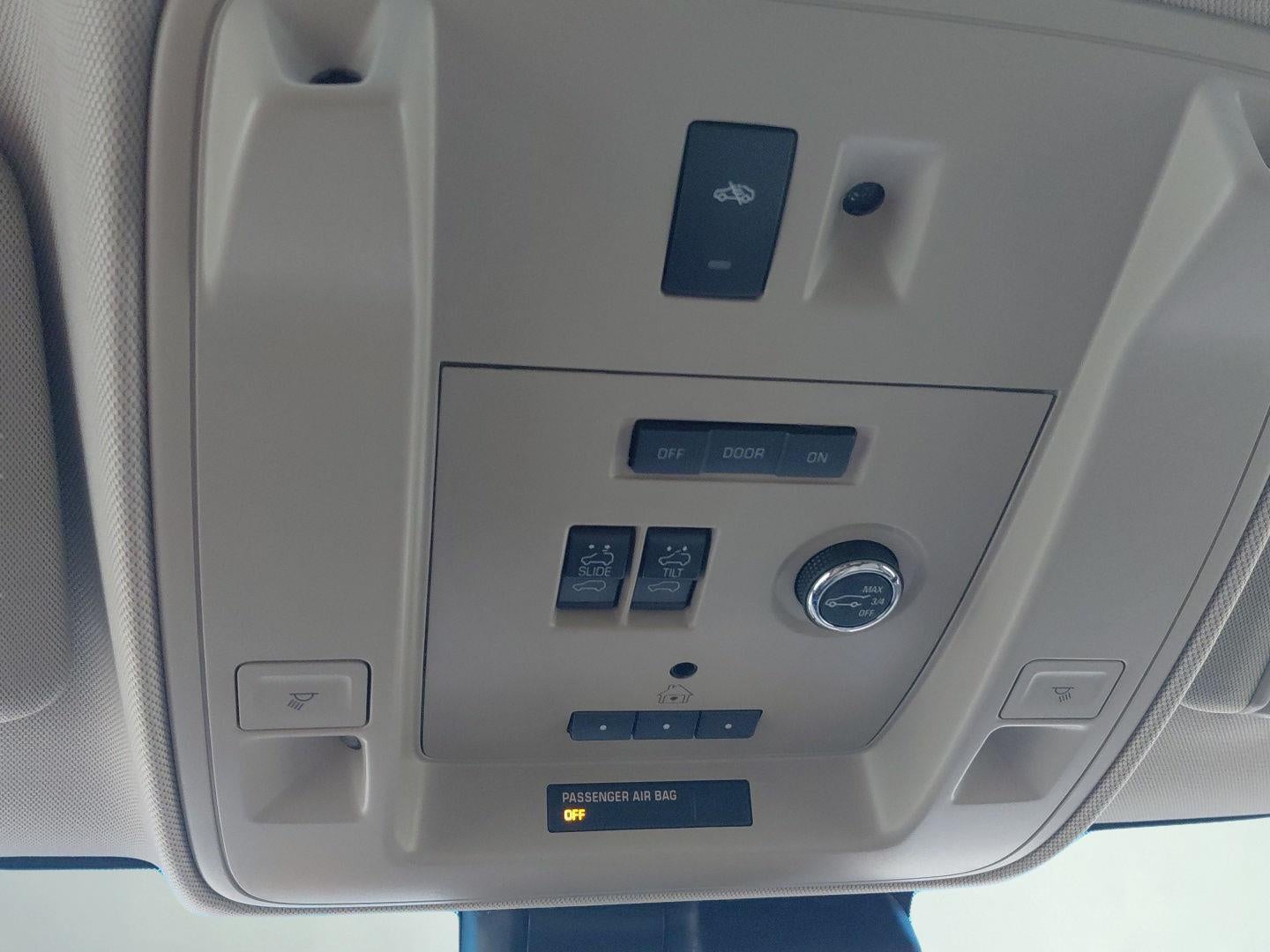 2016 Cadillac Escalade Luxury Collection