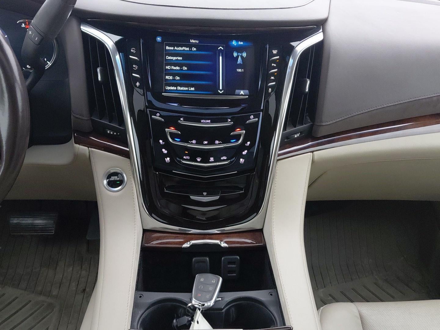 2016 Cadillac Escalade Luxury Collection