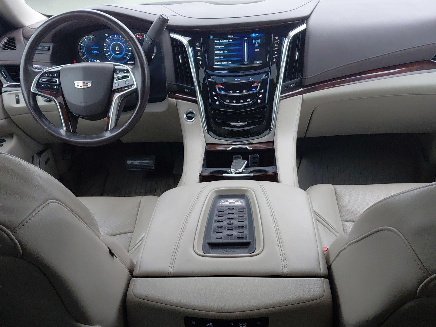 2016 Cadillac Escalade Luxury Collection