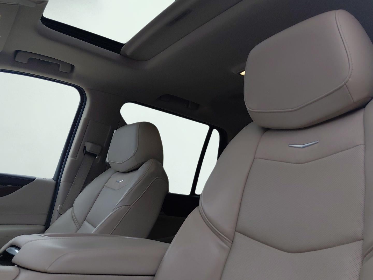 2016 Cadillac Escalade Luxury Collection