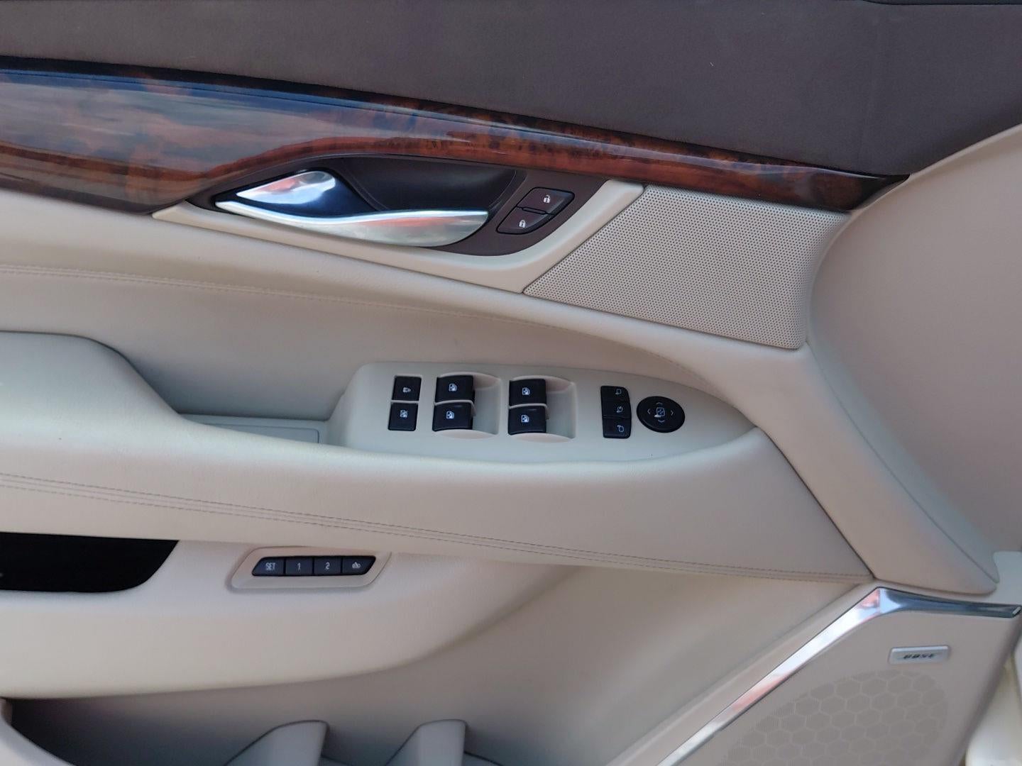 2015 Cadillac Escalade Luxury