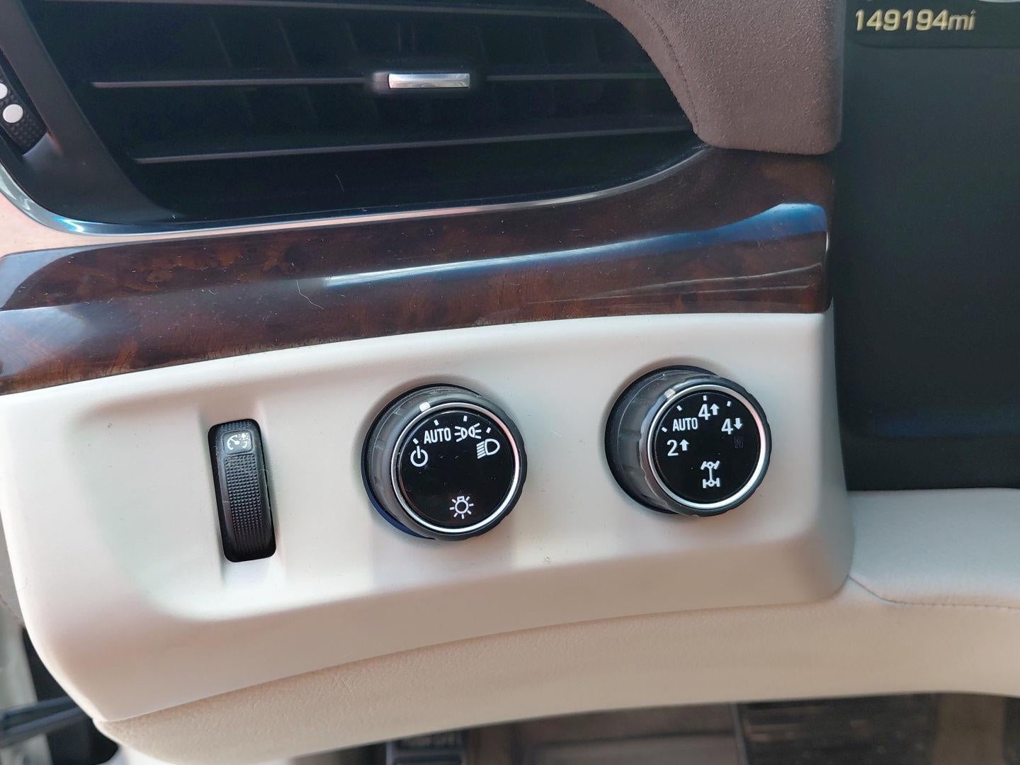 2015 Cadillac Escalade Luxury