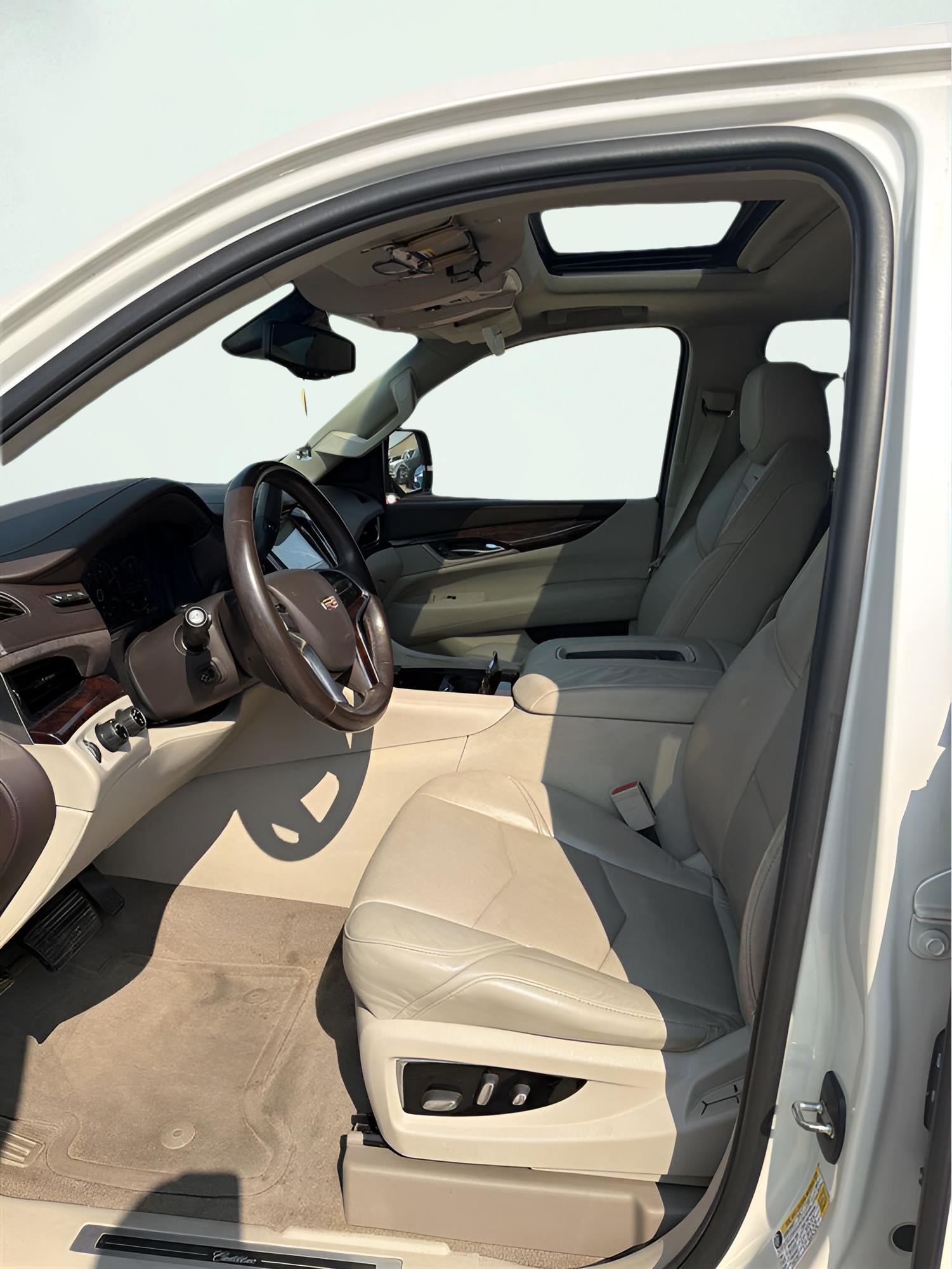 2015 Cadillac Escalade Luxury