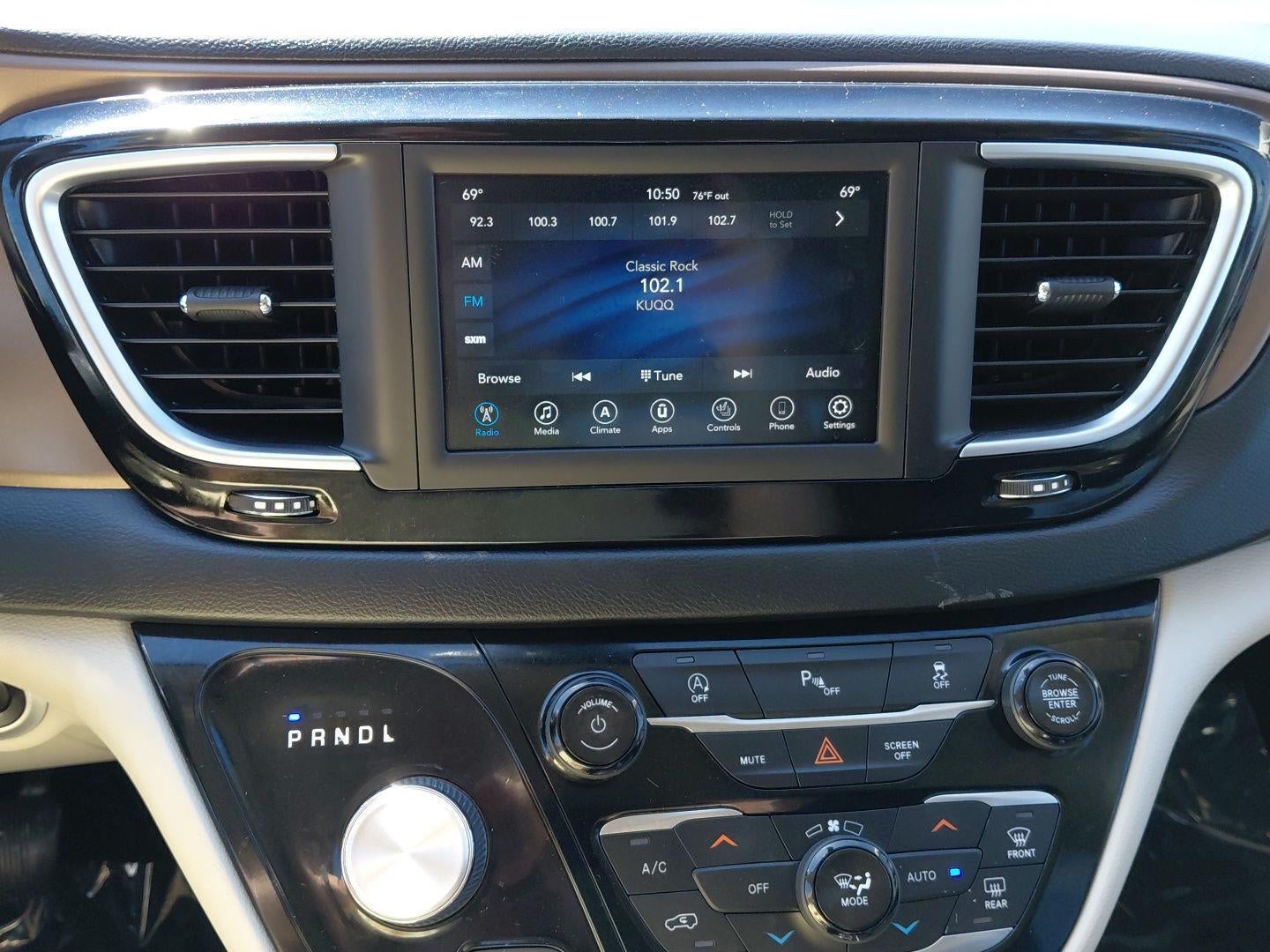 2019 Chrysler Pacifica Touring L