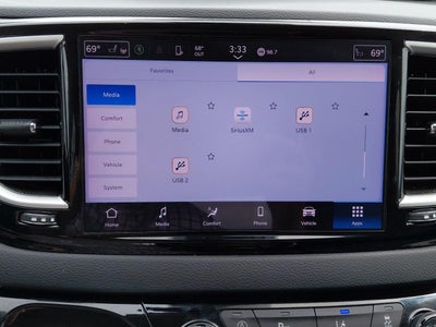 2024 Chrysler Pacifica Touring L