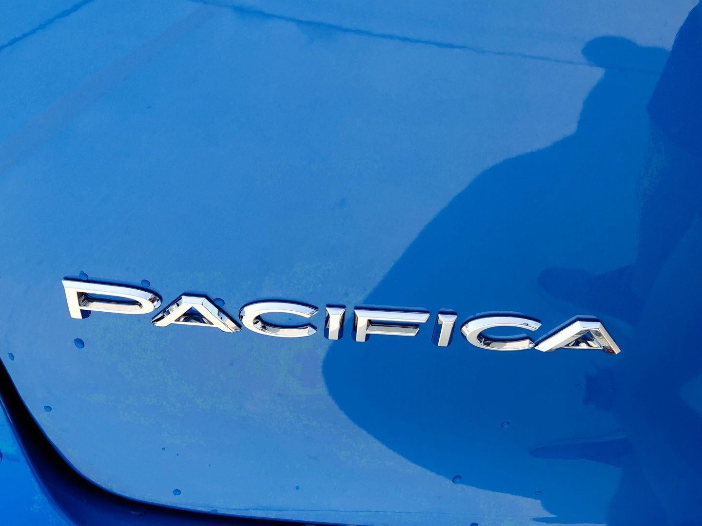 2027 Chrysler Pacifica Limited