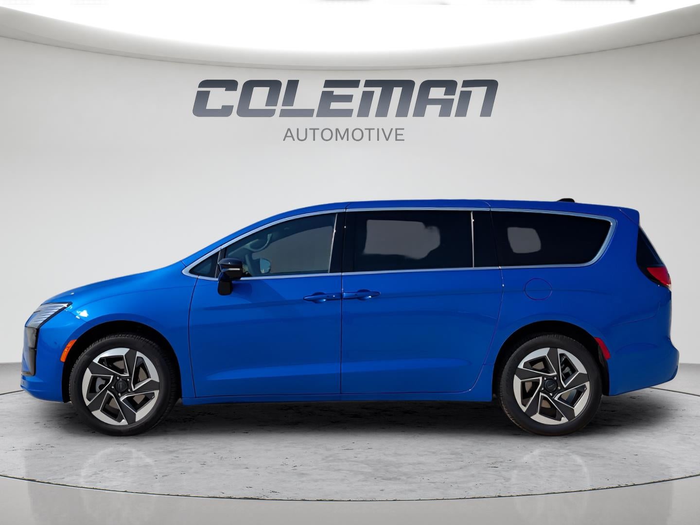 2027 Chrysler Pacifica Limited