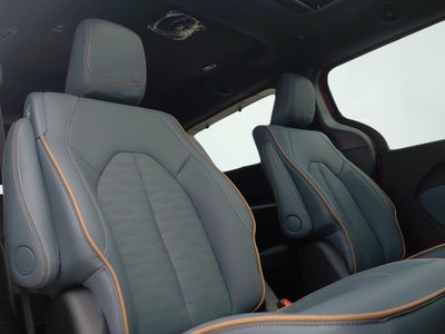 2027 Chrysler Pacifica Pinnacle