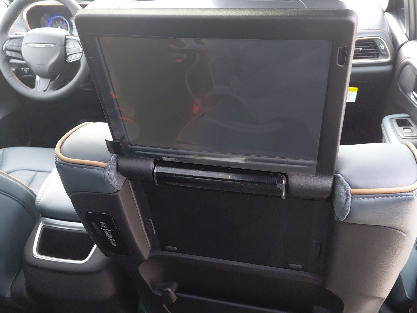 2027 Chrysler Pacifica Pinnacle