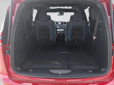 2027 Chrysler Pacifica Pinnacle