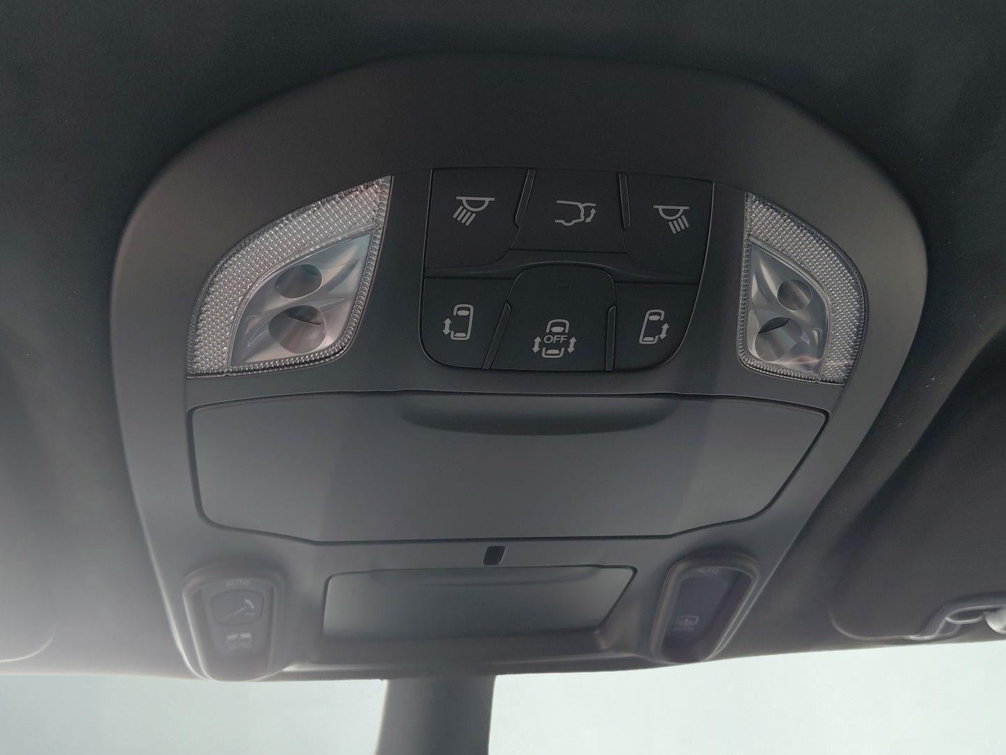 2027 Chrysler Pacifica Pinnacle