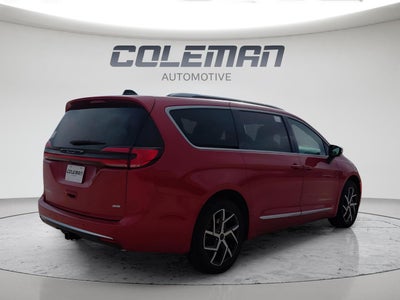2027 Chrysler Pacifica Pinnacle