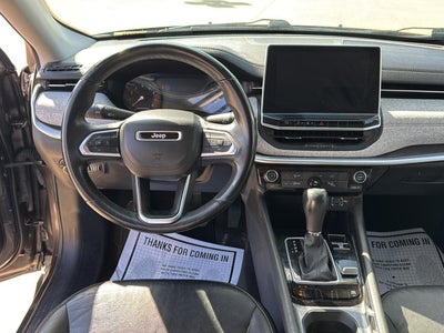 2022 Jeep Compass Latitude Lux