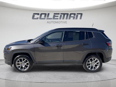2022 Jeep Compass Latitude Lux