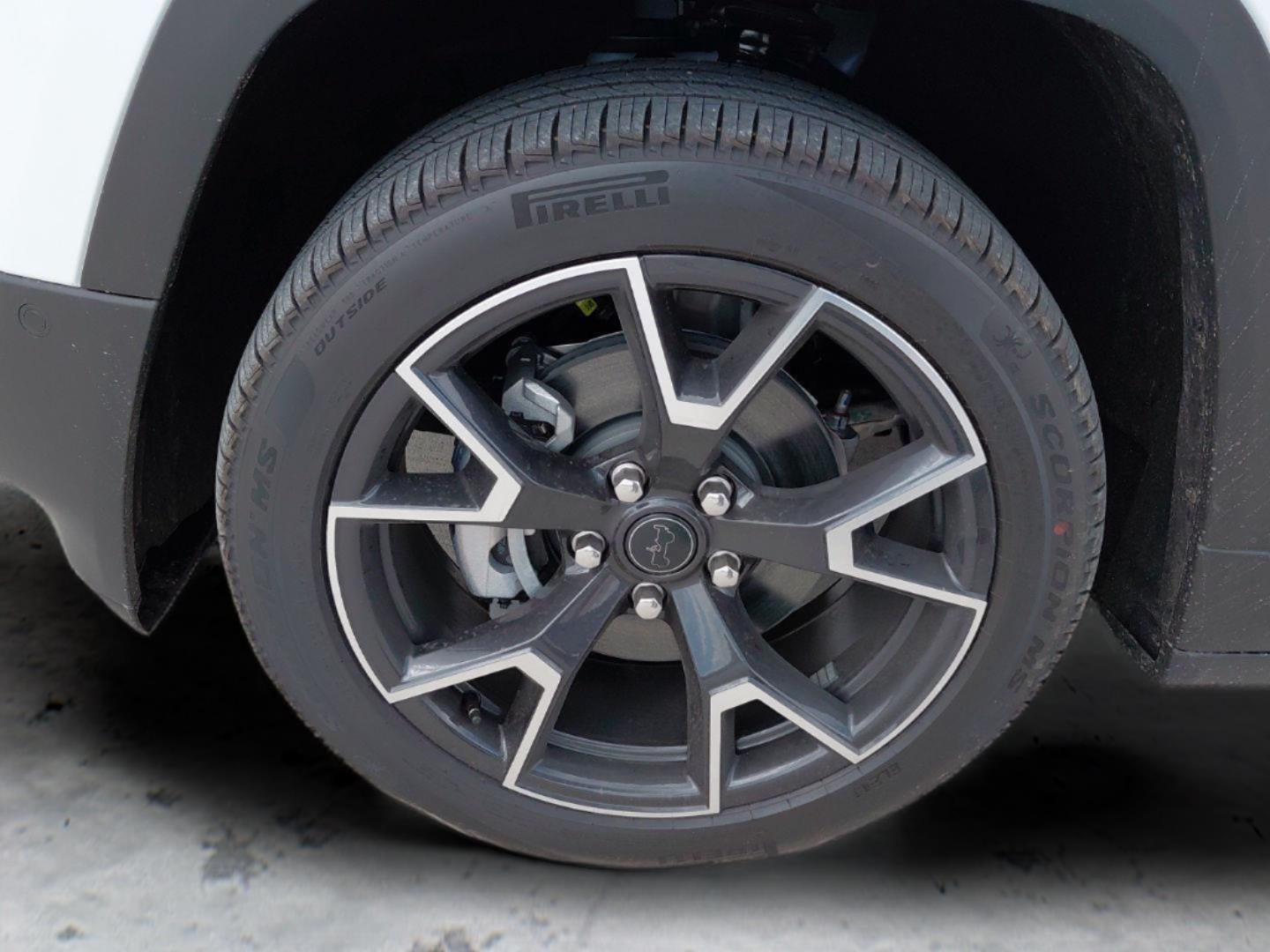 2026 Jeep Cherokee Overland