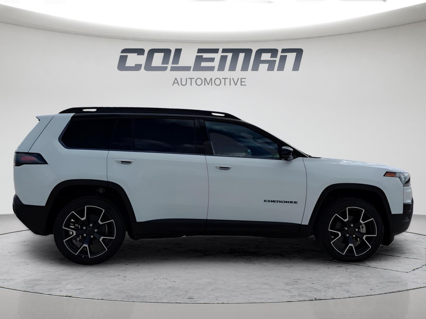 2026 Jeep Cherokee Overland