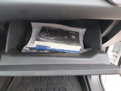 2024 GMC Terrain AT4