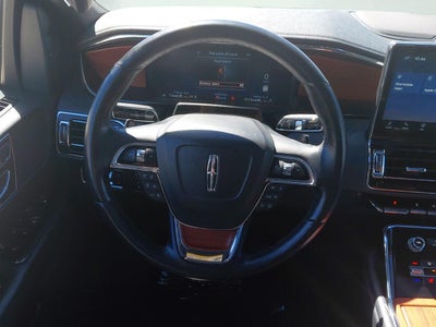 2024 Lincoln Navigator Premiere