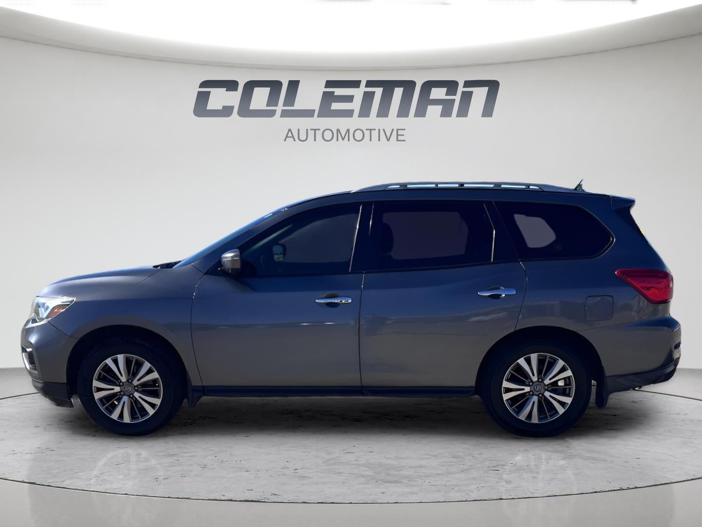 2018 Nissan Pathfinder SL