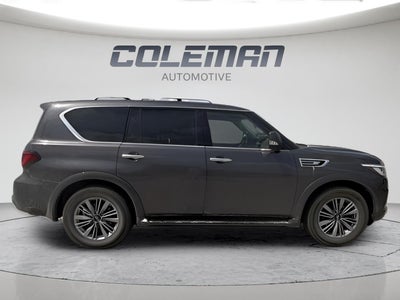 2024 INFINITI QX80 LUXE